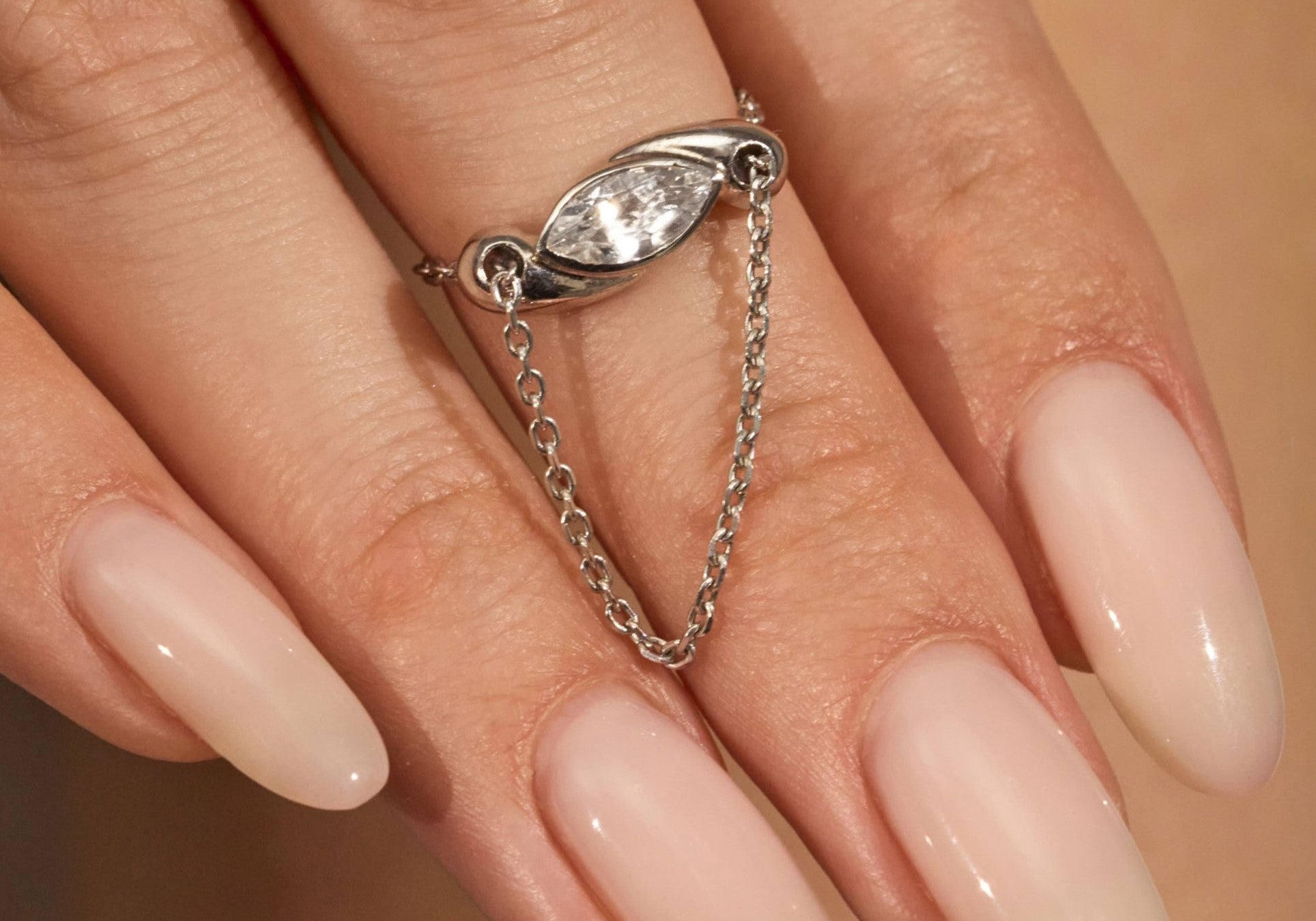 What’s Your Birth Month Gemstone? Choose a talisman jewelry that works for you